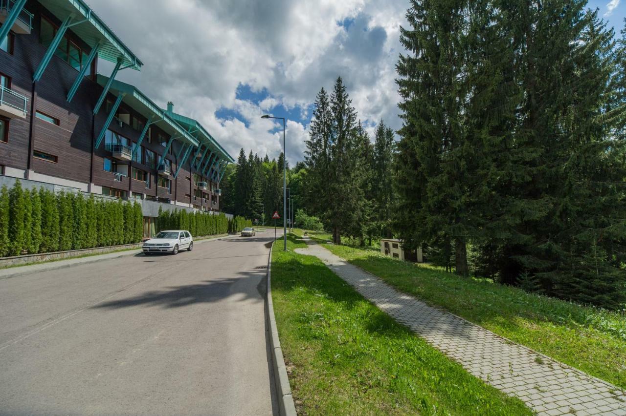 Family Apartment In Silver Mountain Resort Poiana Brasov Eksteriør billede