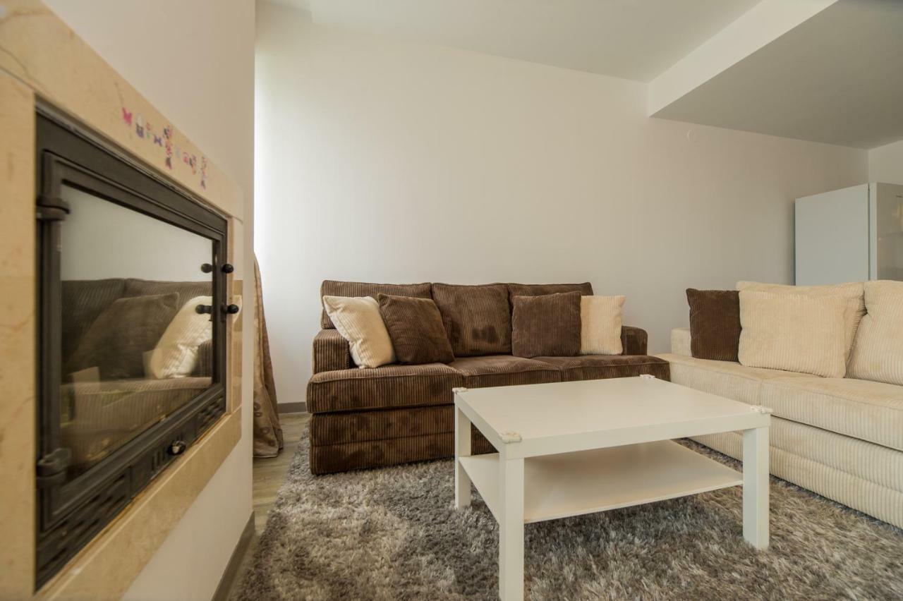 Family Apartment In Silver Mountain Resort Poiana Brasov Eksteriør billede